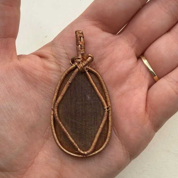 Handcrafted Amorite Dragons Blood Wire Wrapped Pendant Boho Hippie Jewelry - Picture 2 of 11